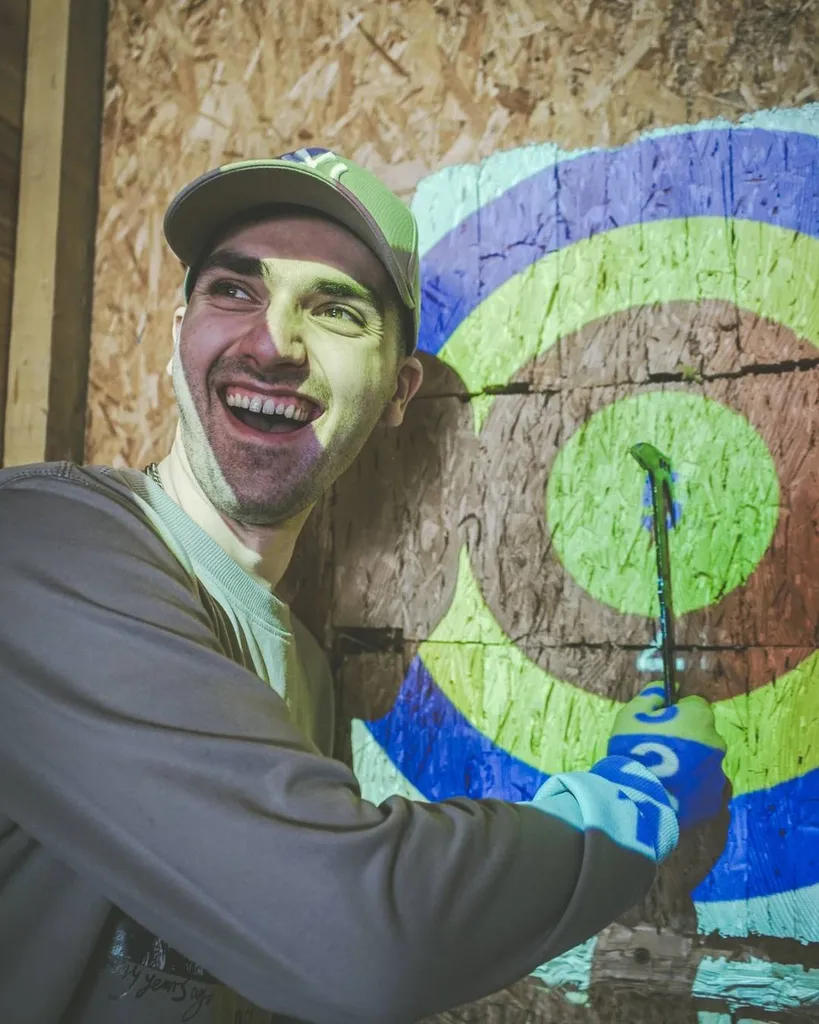 Nouveau jeu sensationnel au Delta Game Plan de Campagne : le lancer de hache !