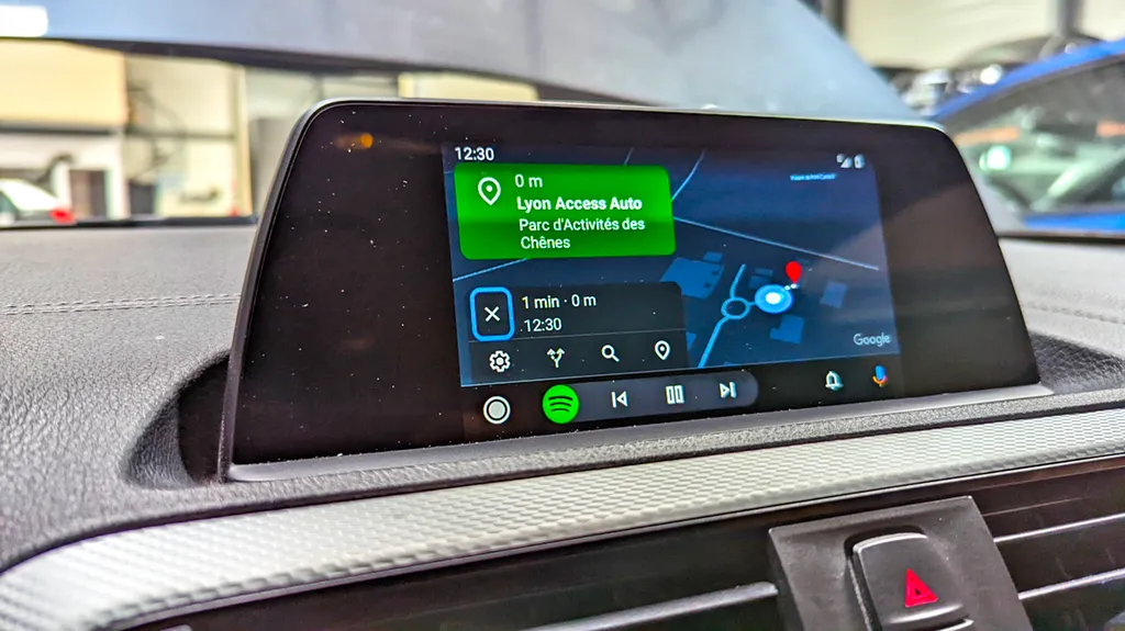intégration Apple Carplay Android Auto sur BMW série 1 sur Lyon
