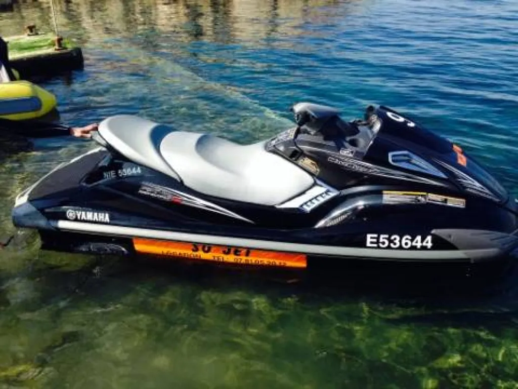 Location de scooter des mers avec So Jet