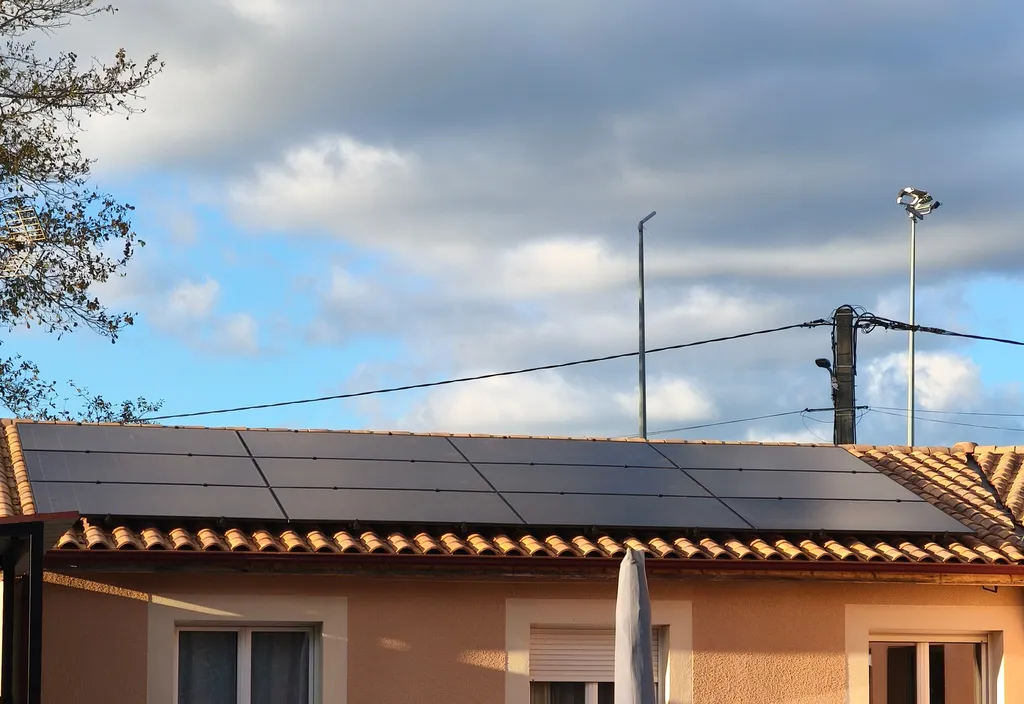 Pose de panneaux solaires ou photovoltaïque avec garantie à Saint Yzan de Soudiac