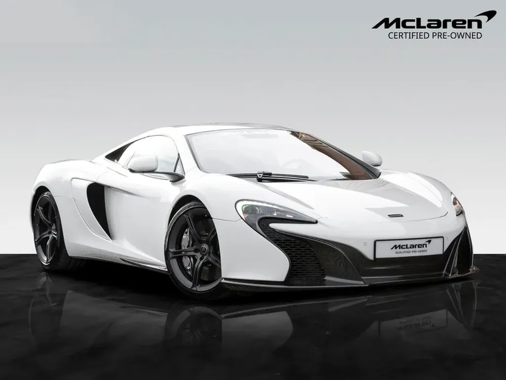 McLaren Artura hybride importée d’Allemagne par Asphalte Diffusion à Bordeaux avec historique complet