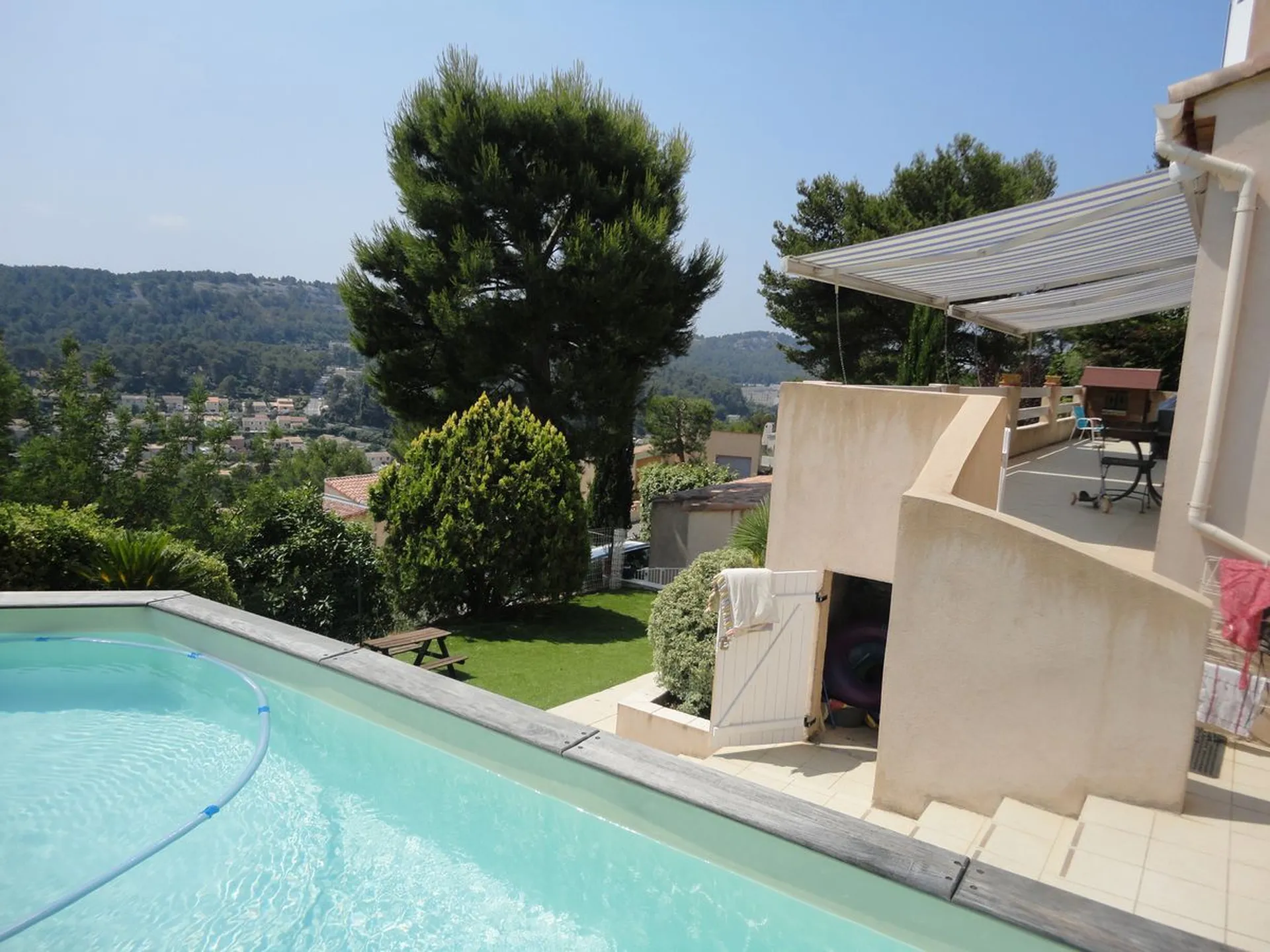 achat villa T7 carnoux