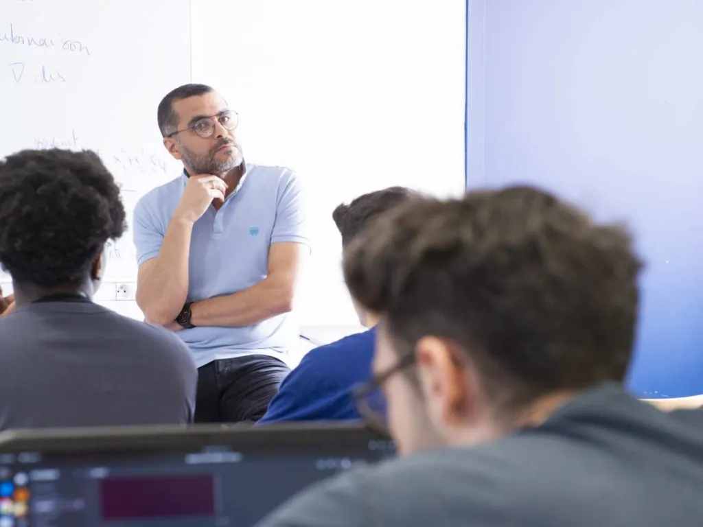 reportage photographique pour école d'enseignement supérieur  portrait d'un professeur