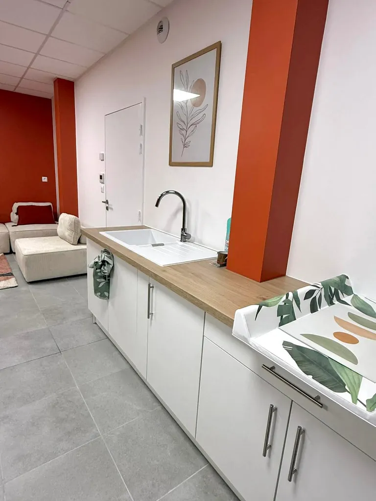 Aménagement de locaux professionnels pour un cabinet médical à Pechbonnieu près de Toulouse