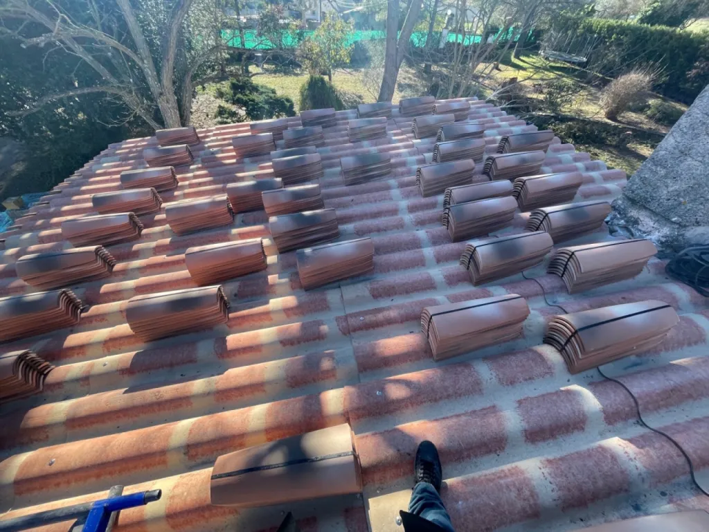 pose de tuiles canal silvacane sur pst sur martigues