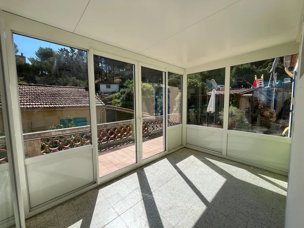 Mise en place d'une véranda Akraplast sur Martigues