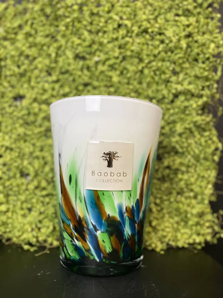 Retrouvez vos bougies Baobab préférées chez Franck Hernandez