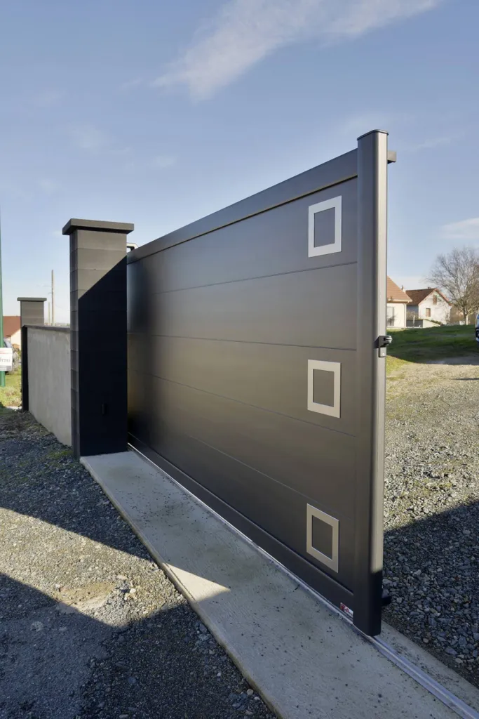 Pose de portail aluminium en PACA Pose de portail aluminium en PACA