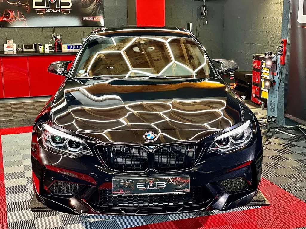 Protection carrosserie Lyon Bmw M2 compétition traitement céramique protection carrosserie PPF 