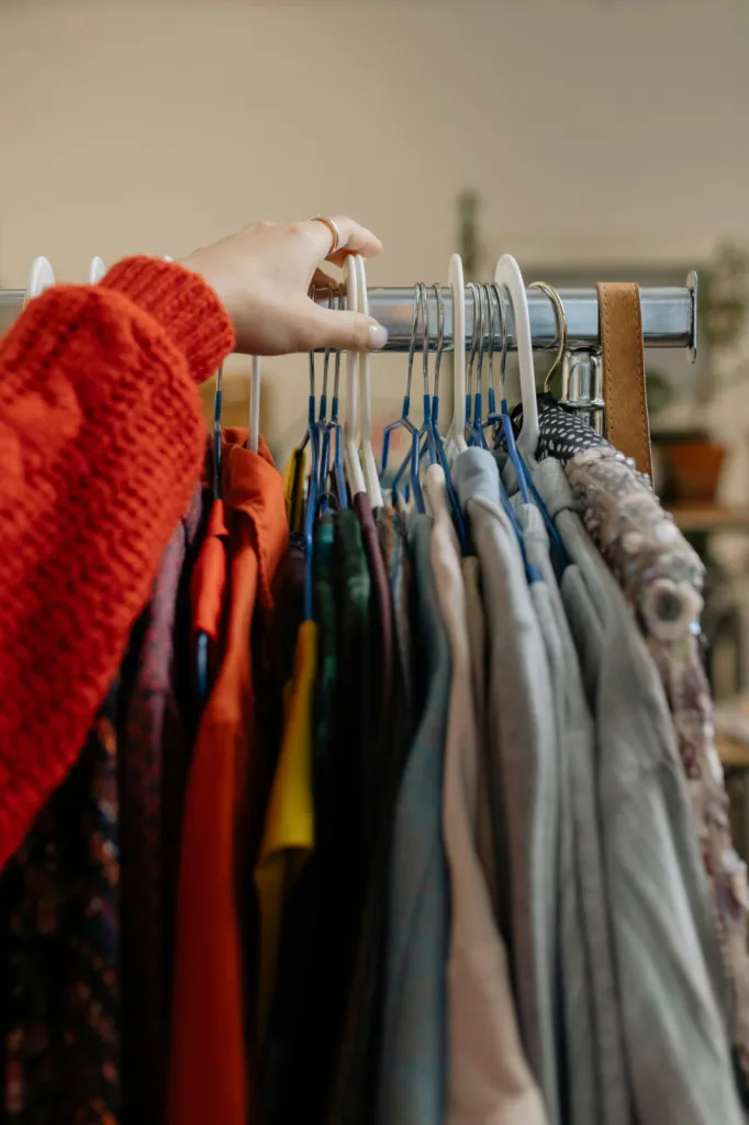 Expertise comptable à Toulouse avec suivi fiscal dédié aux activités d’achat-revente textile et objets seconde main