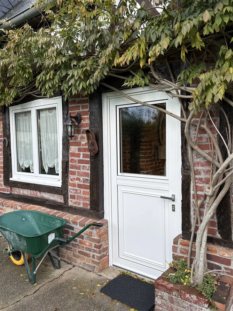 Porte d'entrée alu/bois phèdre