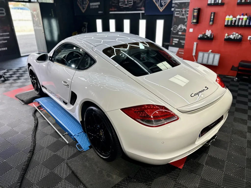 Detailing spécialiste Porsche PPF et traitement céramique sur Vaugneray proche Ecully 