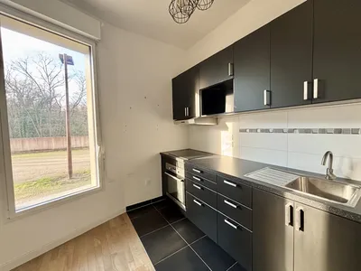 Cuisine ensoleillée HELIX IMMOBILIER 