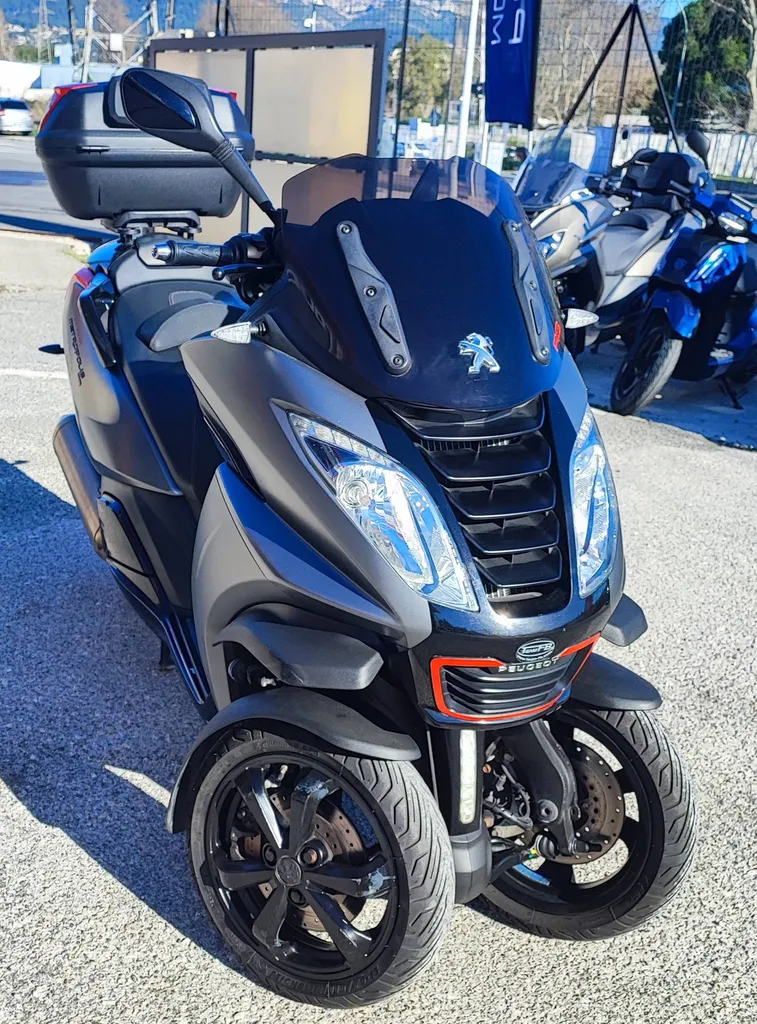 PEUGEOT METROPOLIS RS DU 05/2017 AVEC 29000 KM.