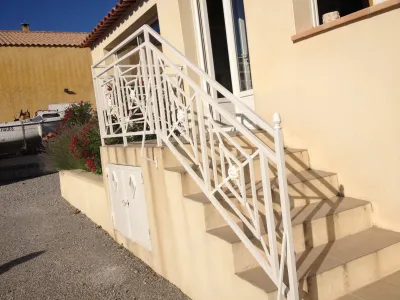 REALISATION ET POSE GARDE CORPS ESCALIER EXTERIEUR EN  FER CARRY LE ROUET 13