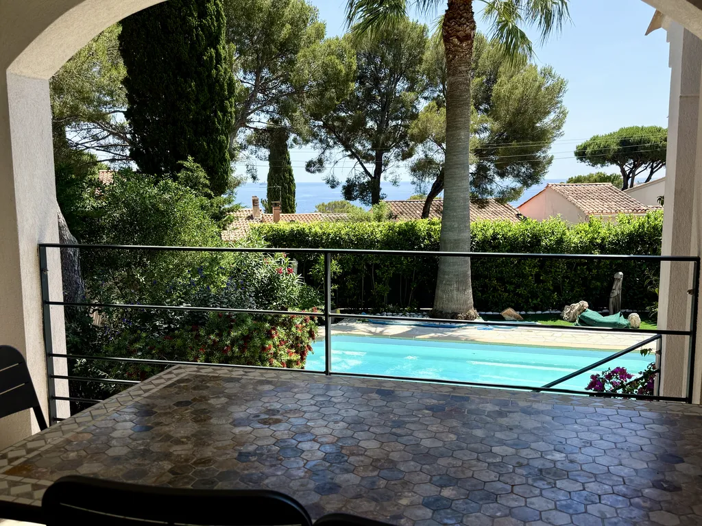 Maison provençale • Piscine • Mer à 5 min à pied