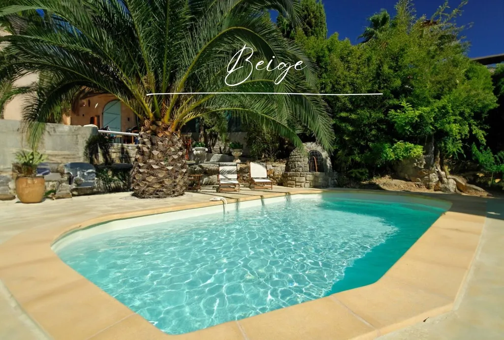 Piscine coque polyester couleur Beige 