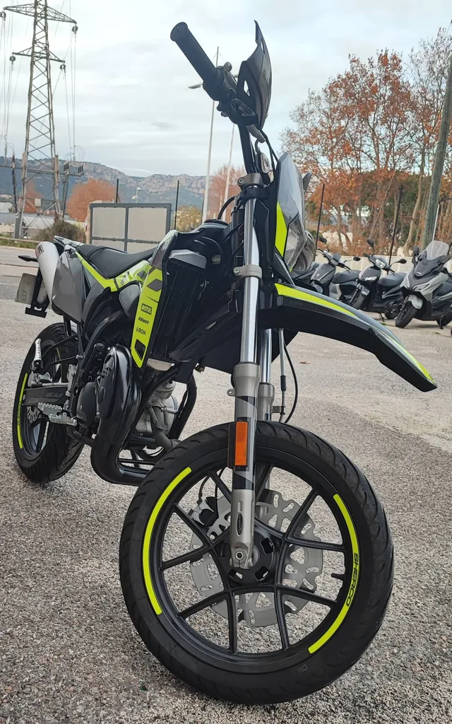 SHERCO SM RS 125 4T DU 03/2024 AVEC 1300KM.