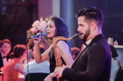 Expert luxury wedding planning for iconic Paris celebrations