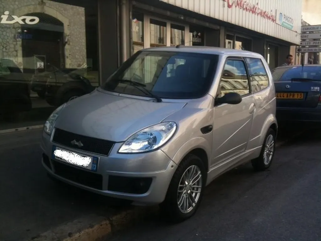 Voiture sans permis occasion LIGIER Marseille X TOO RS Anneé 2010