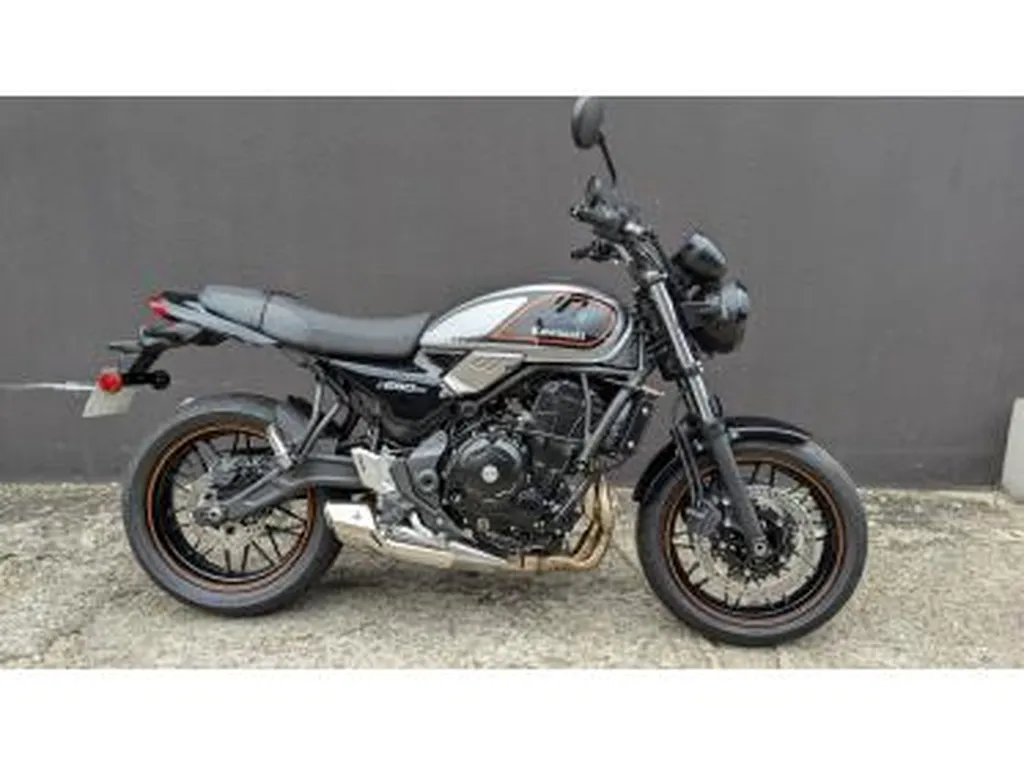 Vente KAWASAKI Z650 RS A2 d’occasion 1478 KM à Villeneuve-Saint-Georges (94190)