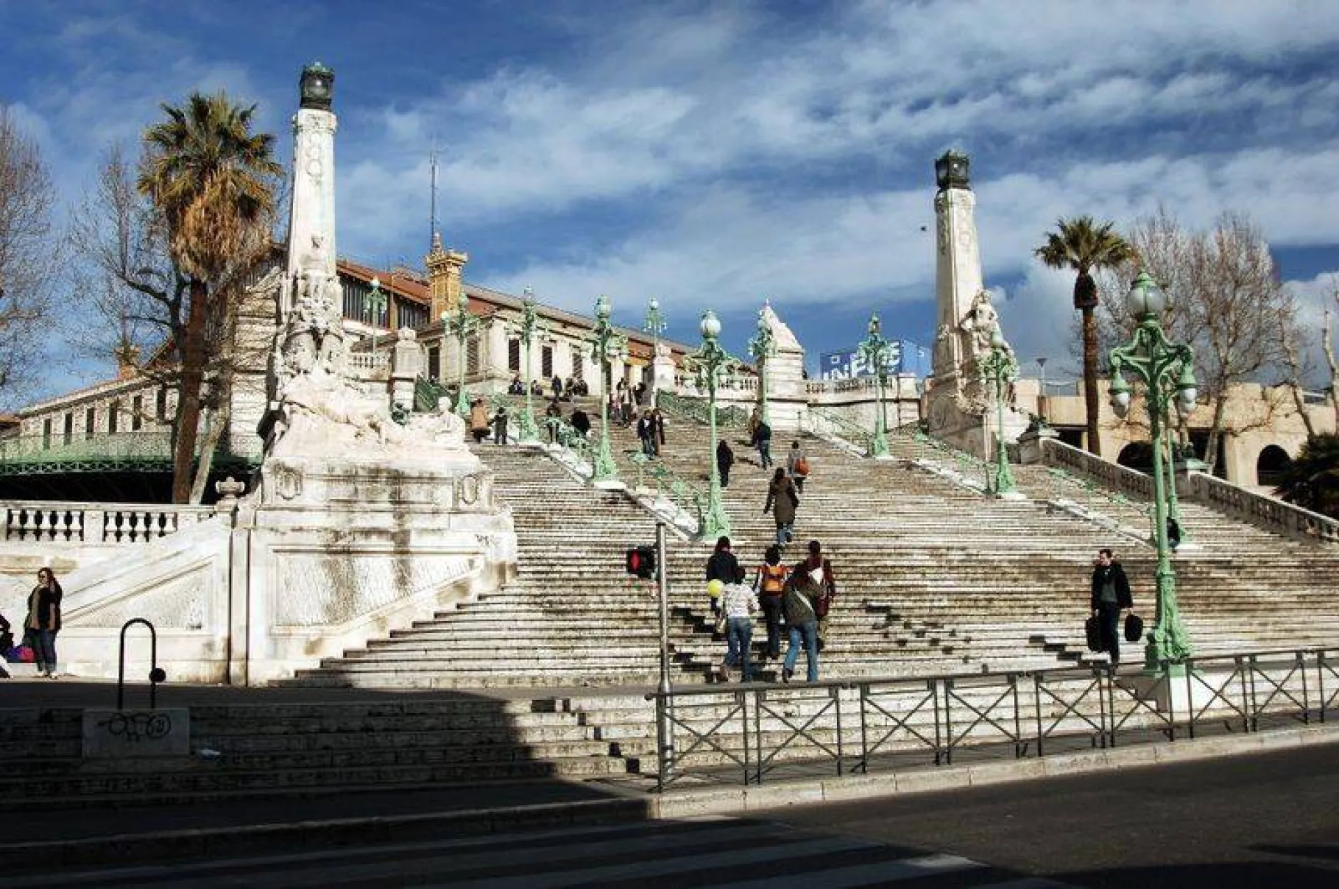 Taxi Aix en Provence pour Gare St Charles Marseille