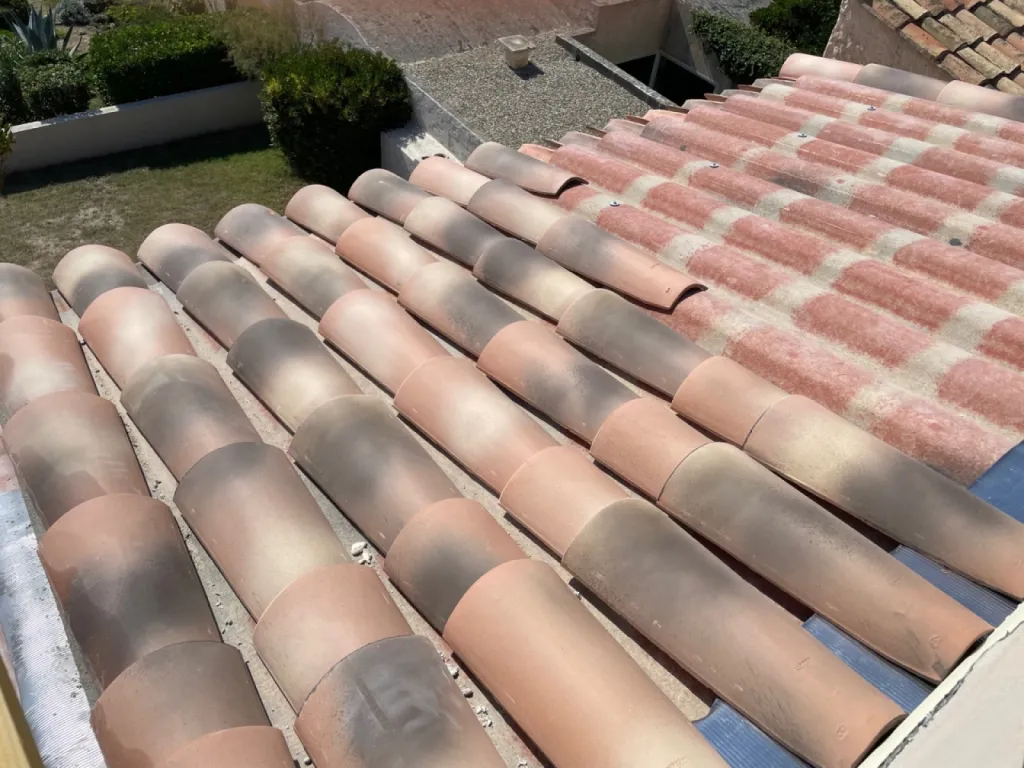 Changement d’une toiture de maison en P.S.T Canal sur Sausset les Pins près de Martigues