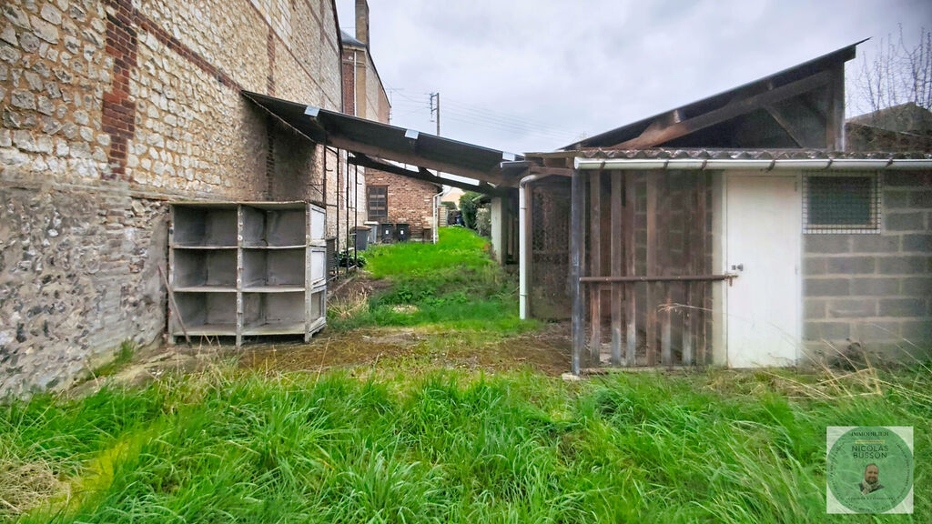 À Vendre : Terrain à Bâtir de 1568 m² à Caudebec-les-Elbeuf 76320