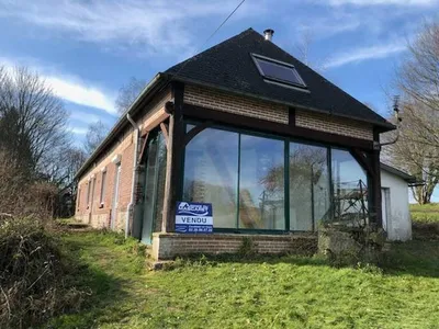 A vendre : Maison de caractère avec 5000m² de terrain  - 4 chambres - Rare à la vente
