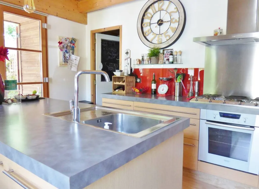 Vends maison ancienne à étage 3 chambres proche centre ville de tourville la rivière 76