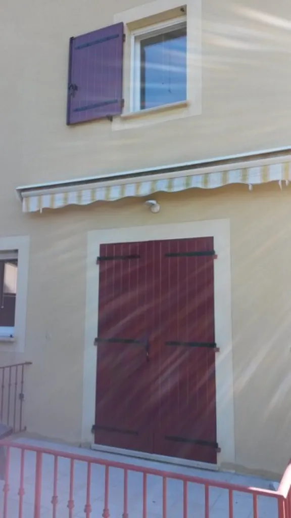 Volet battant aluminium deux vantaux Vaison la romaine 