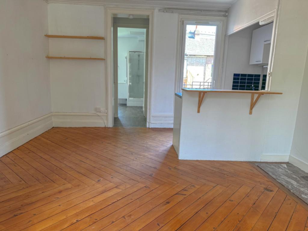 À vendre, appartement  de charme T2 Rouen gare 76000.