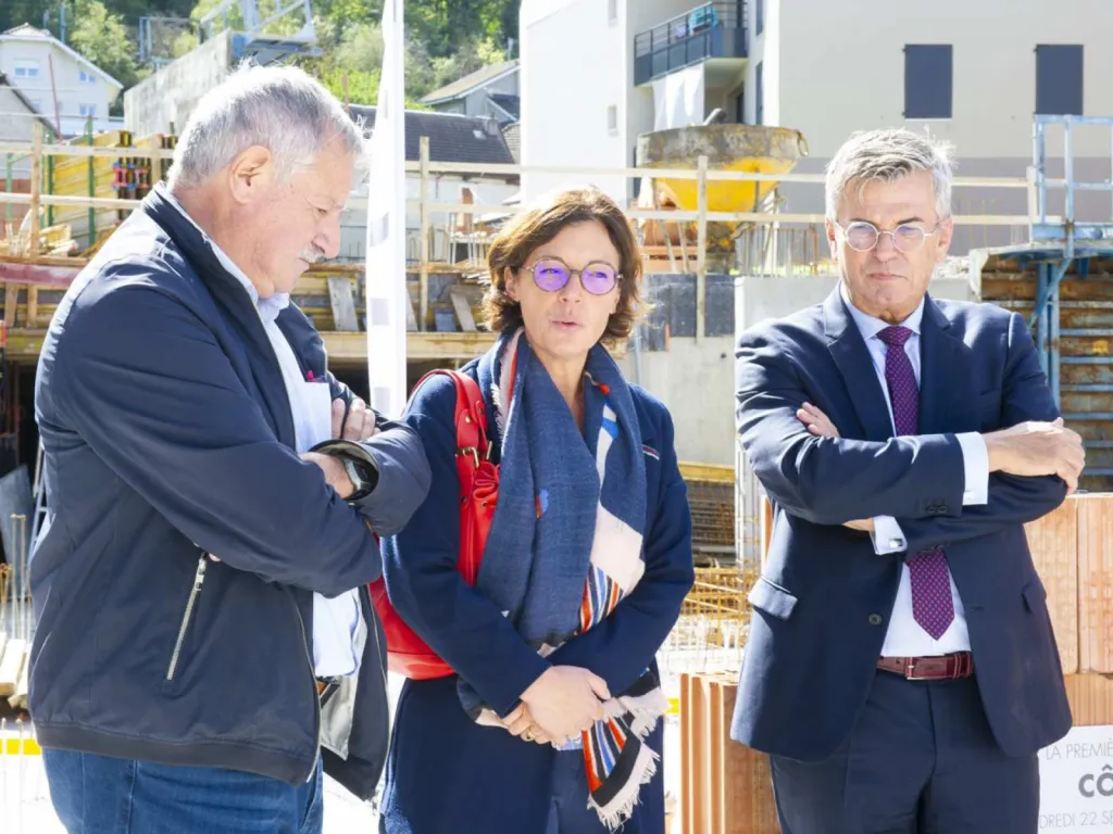 Photographe Pose de Première Pierre 