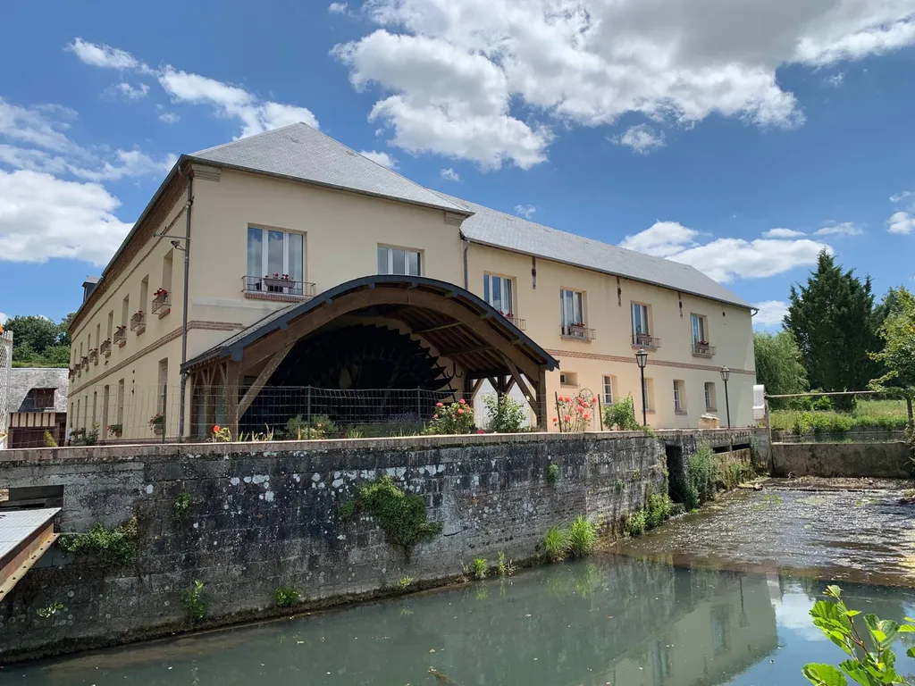 Rare à la vente Moulin à eau en fonctionnement et habitable, dans le secteur d'Orbec 14290