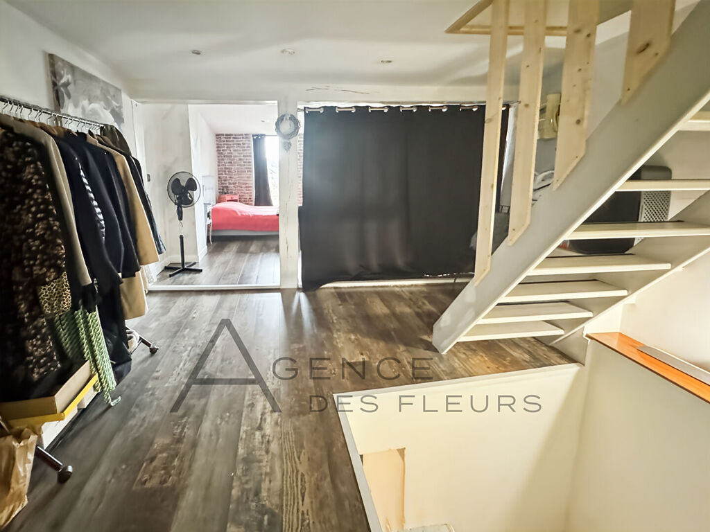 A acheter maison de ville de 94 m² sur la commune de OISSEL 76350