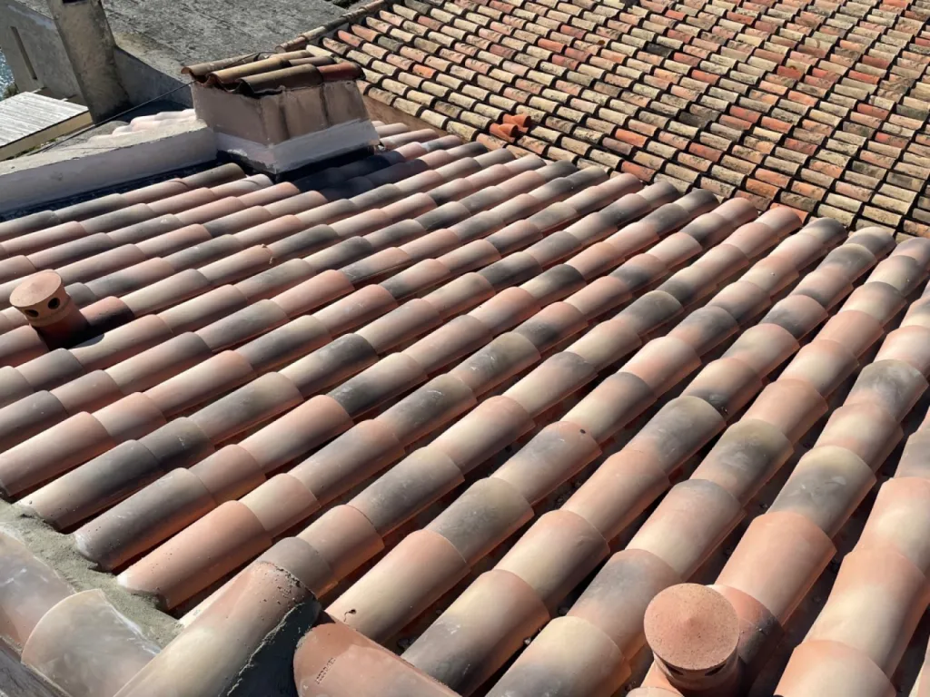 Changement d’une toiture de maison en P.S.T Canal sur Sausset les Pins près de Martigues