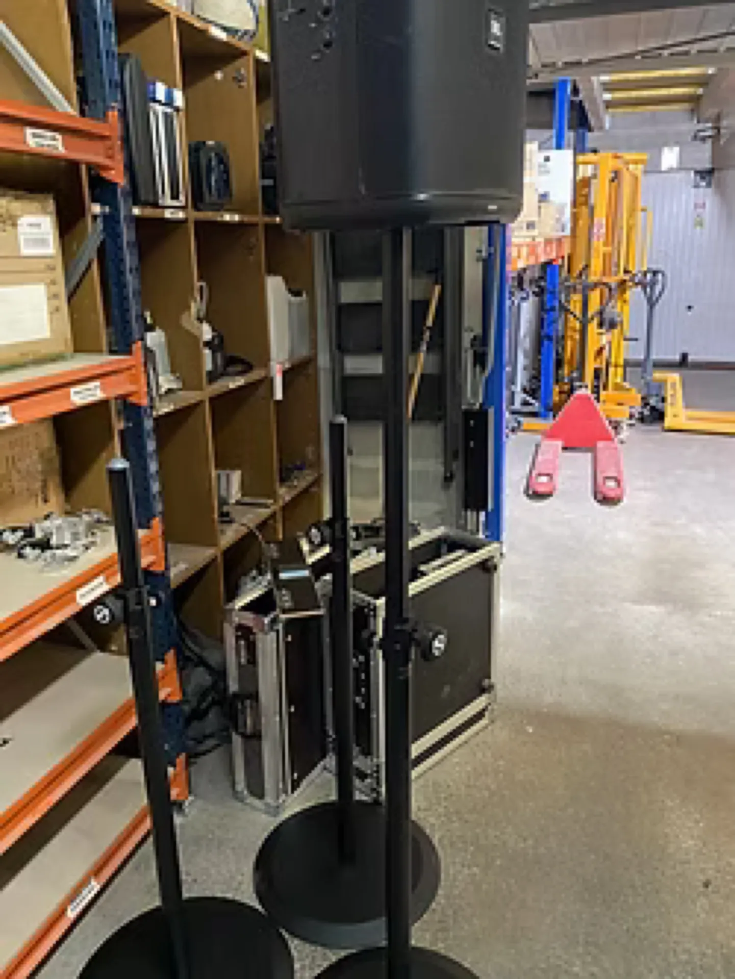 EMBASE RONDE POUR ENCEINTE 35MM