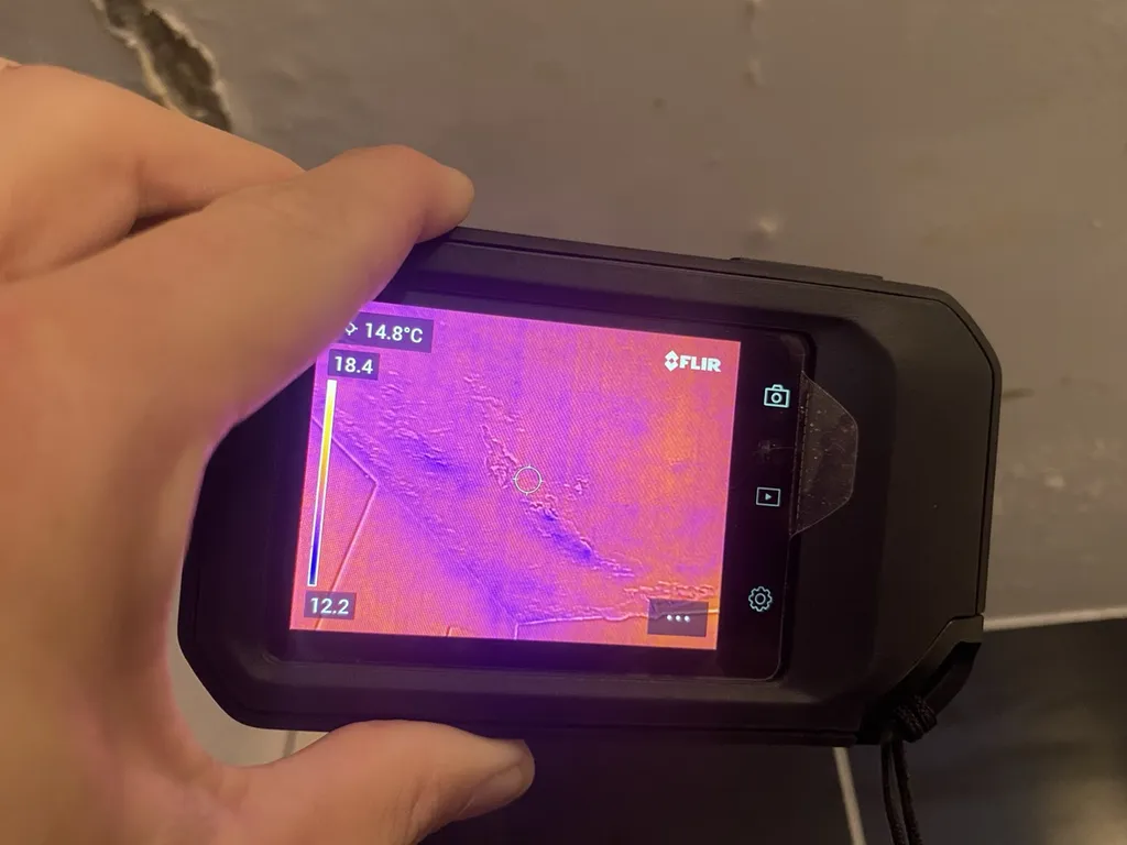 Entreprise spécialisée en détection de fuite d'eau non destructive à Versailles dans le 78 suite à un dégât des eaux