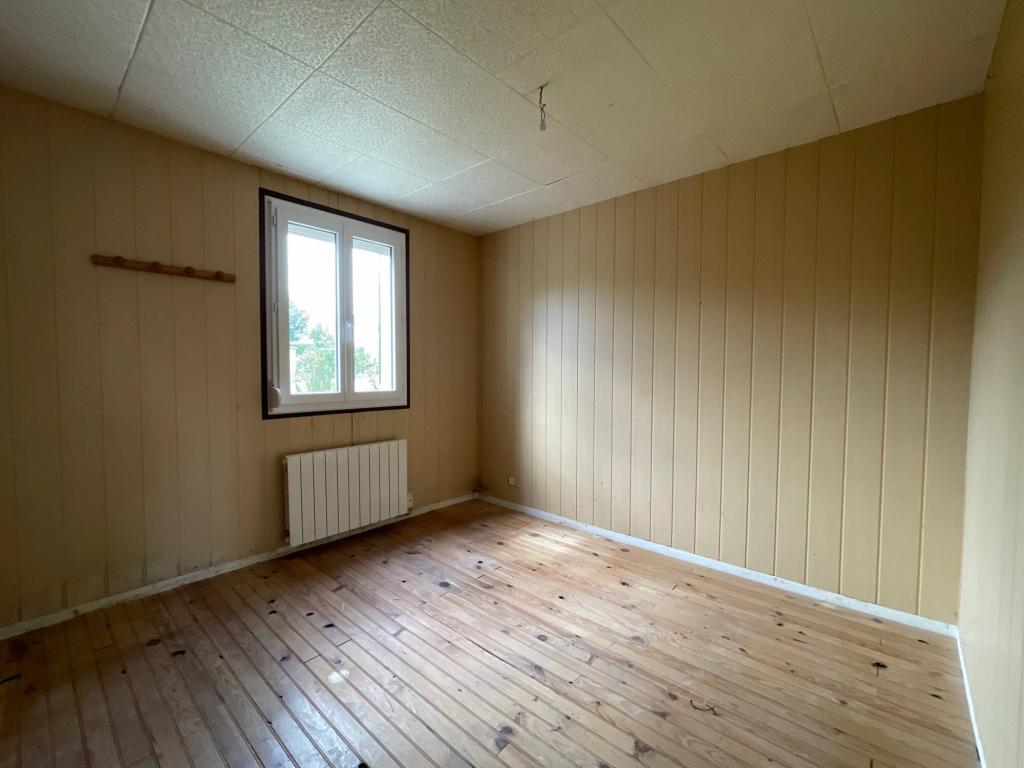 JE RECHERCHE UNE MAISON AVEC 3 CHAMBRES