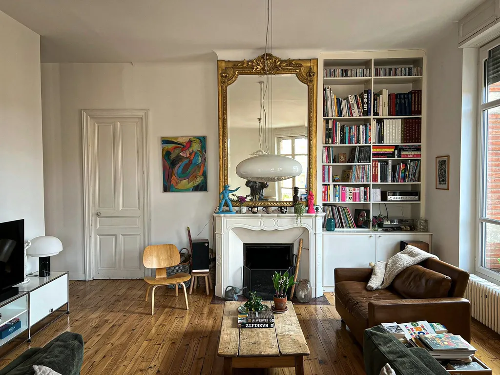 Création d'une verrière sur mesure pour un appartement au style éclectique au cœur de Touloue