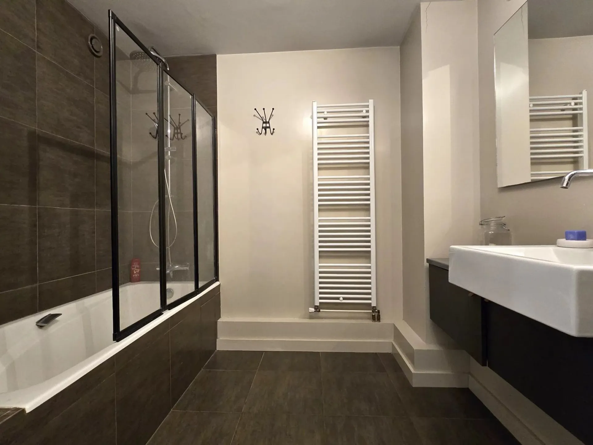 appartement spacieux à vendre dans le centre ville du mans proche du tramway