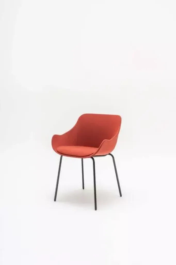 Maltic gamme de chaises & sièges pro en région PACA : confort, modularité, matériaux durables pour vos espaces professionnels.