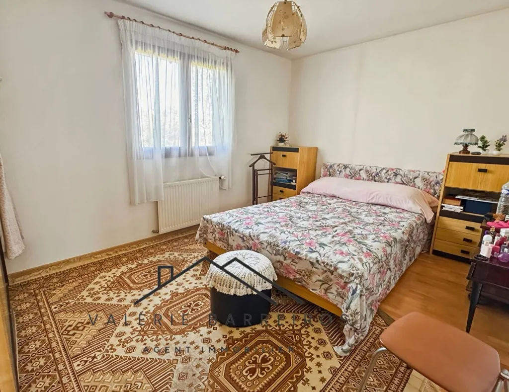 A vendre maison de plain pied de 90 m² édifiée sur 606 m² de terrain sur la commune de TOURVILLE LA RIVIERE