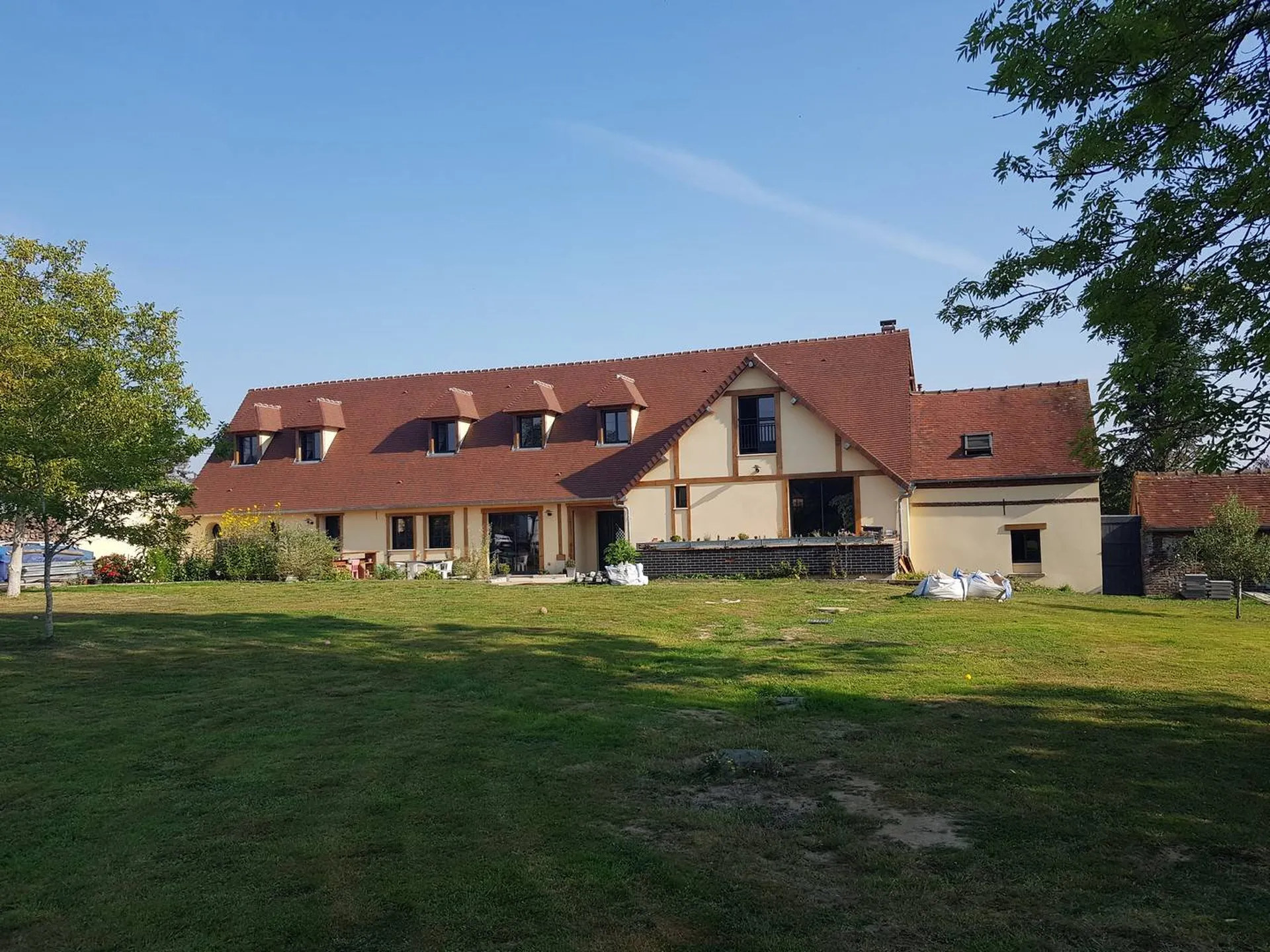 A VENDRE propriété de caractère 5 ch 60 oise