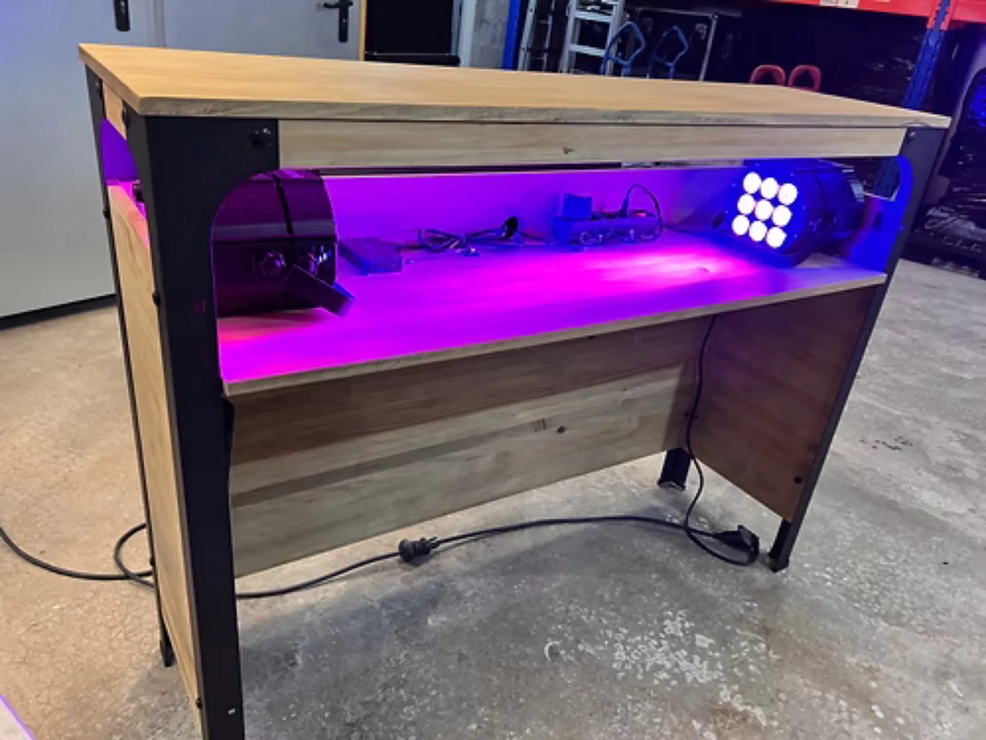 DESK BOIS & METAL TYPE INDUSTRIEL AVEC ECRAN 32' 82CM DESK 4