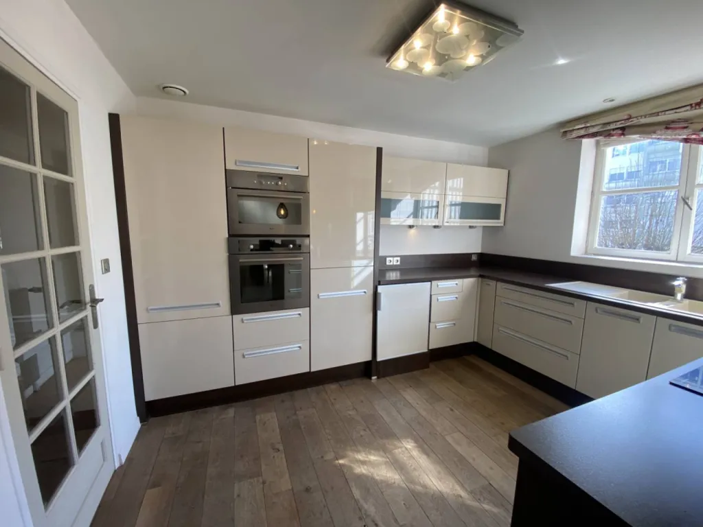 Bel appartement 4 chambres avec parking et ascenseur - Hôtel de Ville de Rouen