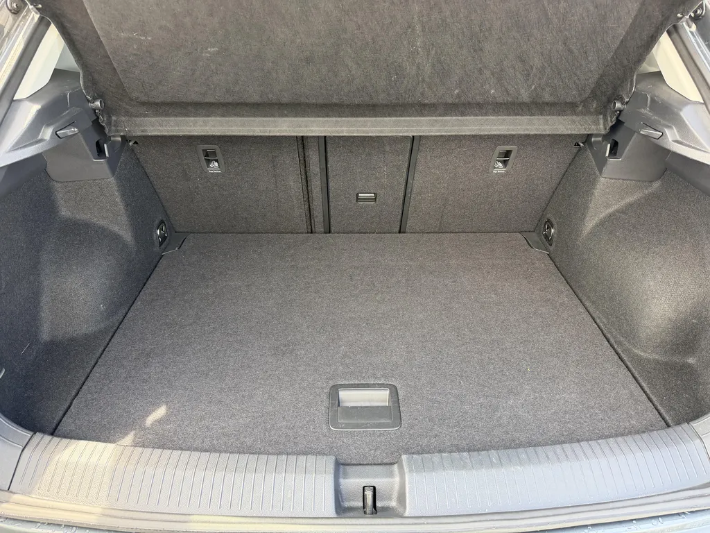 Achat voiture occasion près du Havre : découvrez notre Volkswagen T-Roc d’occasion récent à La Frénaye en Normandie