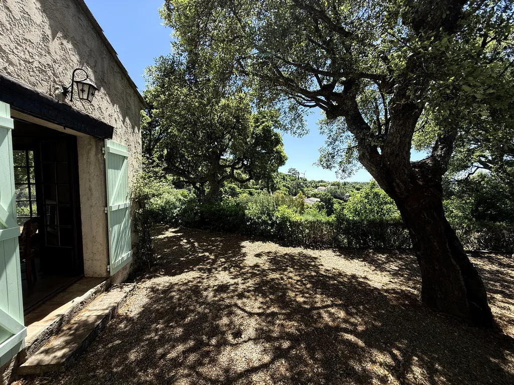 LES ISSAMBRES – VUE MER GOLFE DE SAINT-TROPEZ | MAISON PROVENÇALE | PROJET DE RÉNOVATION