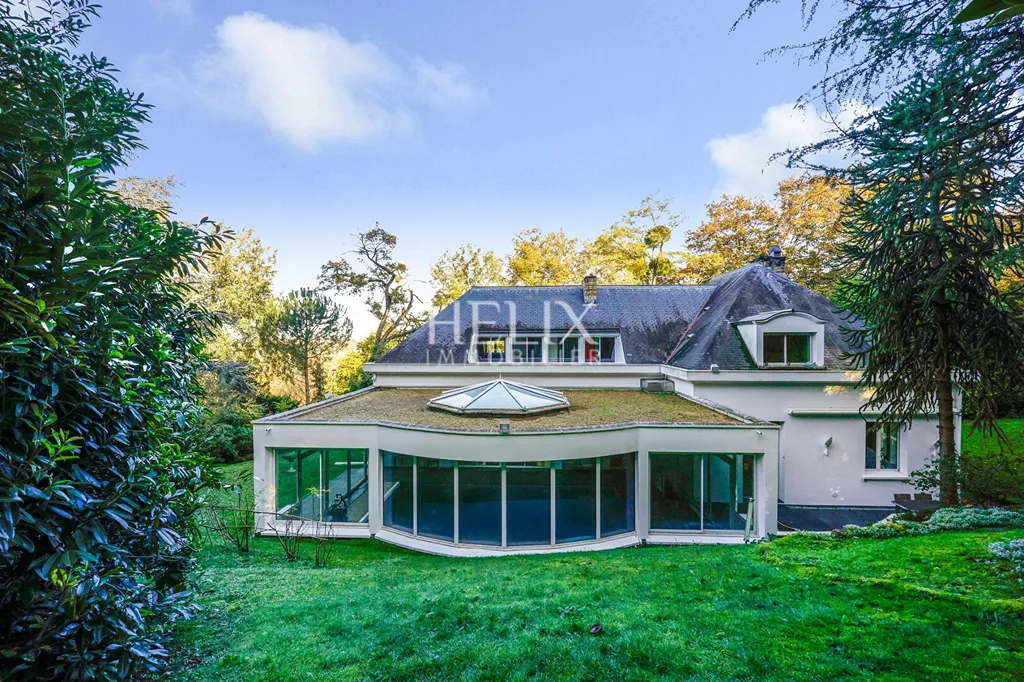 Maison Le Port Marly 10 pièces 410 m2 sur terrain de 3700 m2 et avec piscine intérieure 8x4m