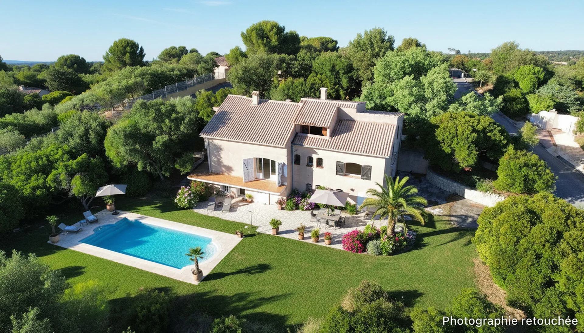 Maison à vendre Saint-Aygulf avec un beau potentiel pour investissement avec une vue mer